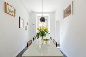 Dining - iFlat | Colosseum Modern & Peaceful Design Apt (Roma)
