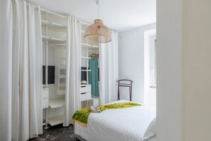 2 soverom, strykejern/-brett, wi-fi og sengetøy