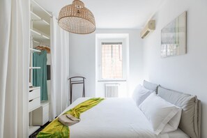 2 bedrooms, iron/ironing board, WiFi, bed sheets - iFlat | Colosseum Modern & Peaceful Design Apt (Roma)