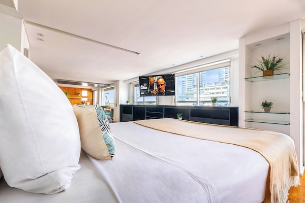 Honeymoon Apartment | In-room safe, desk, laptop workspace, iron/ironing board