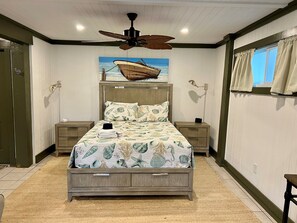 Free WiFi, bed sheets - Santa Anna Downunder at Port St. Joe Beach (Port St Joe)