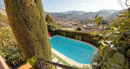 06C-Villa 8 pers avec piscine -arriÚre pays niçois