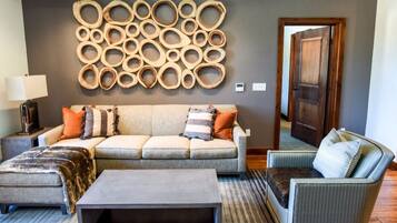 Télévision, cheminée