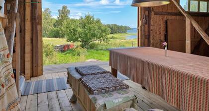 Awesome home in Frändefors