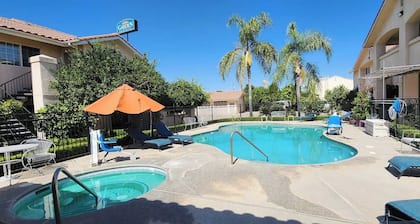 Formosa Inn