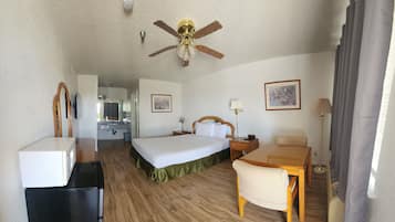 Iron/ironing board, free WiFi