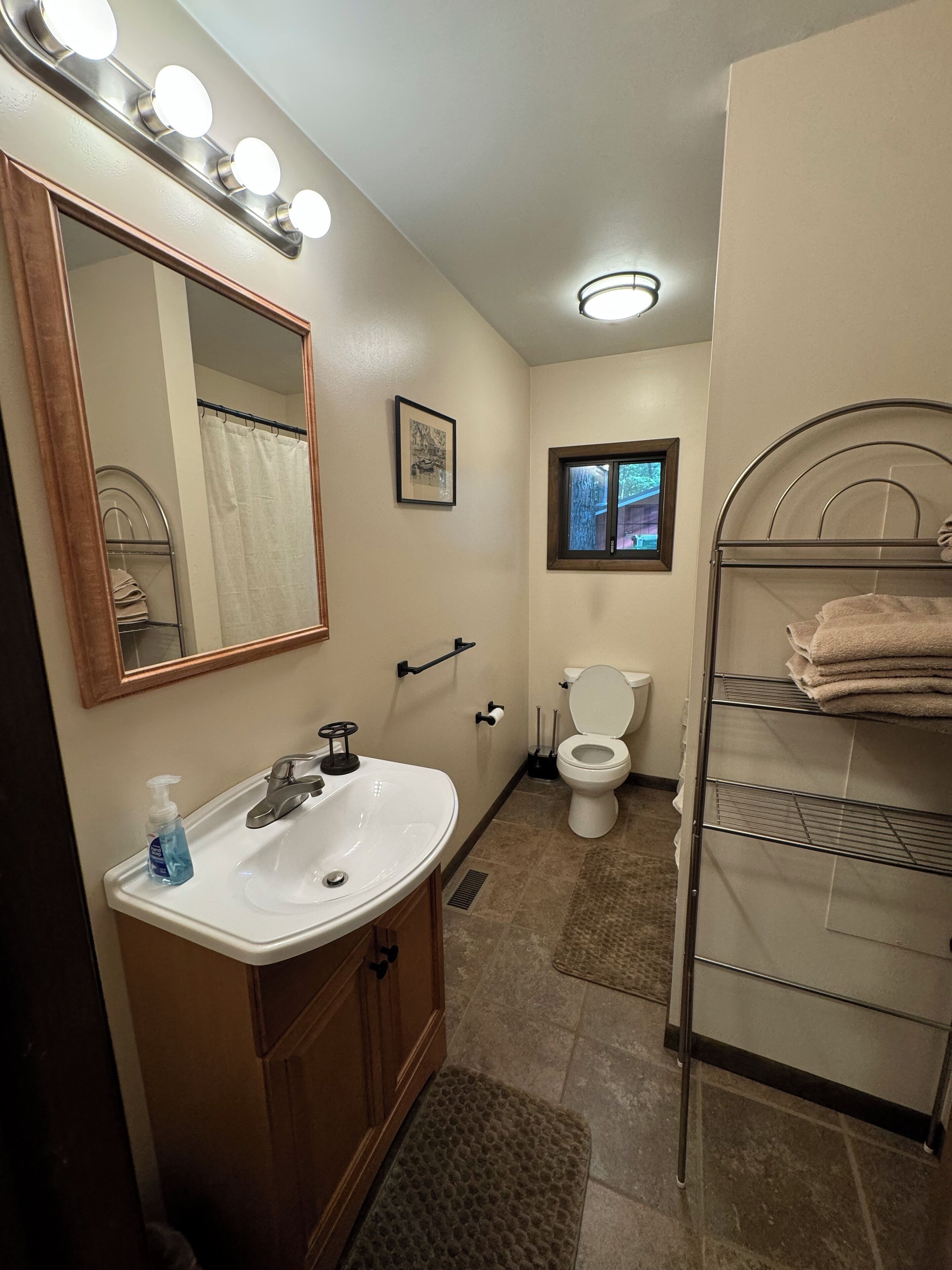 Towels, toilet paper