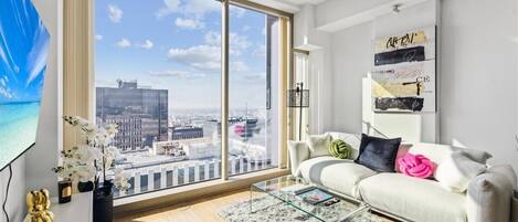 智能電視、壁爐