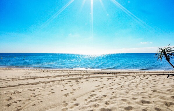 Tæt på stranden