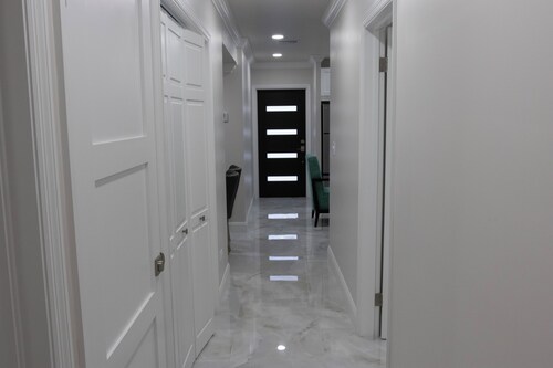 Charming 2-bedroom apartment with WiFi, AC in marvelous Nassau