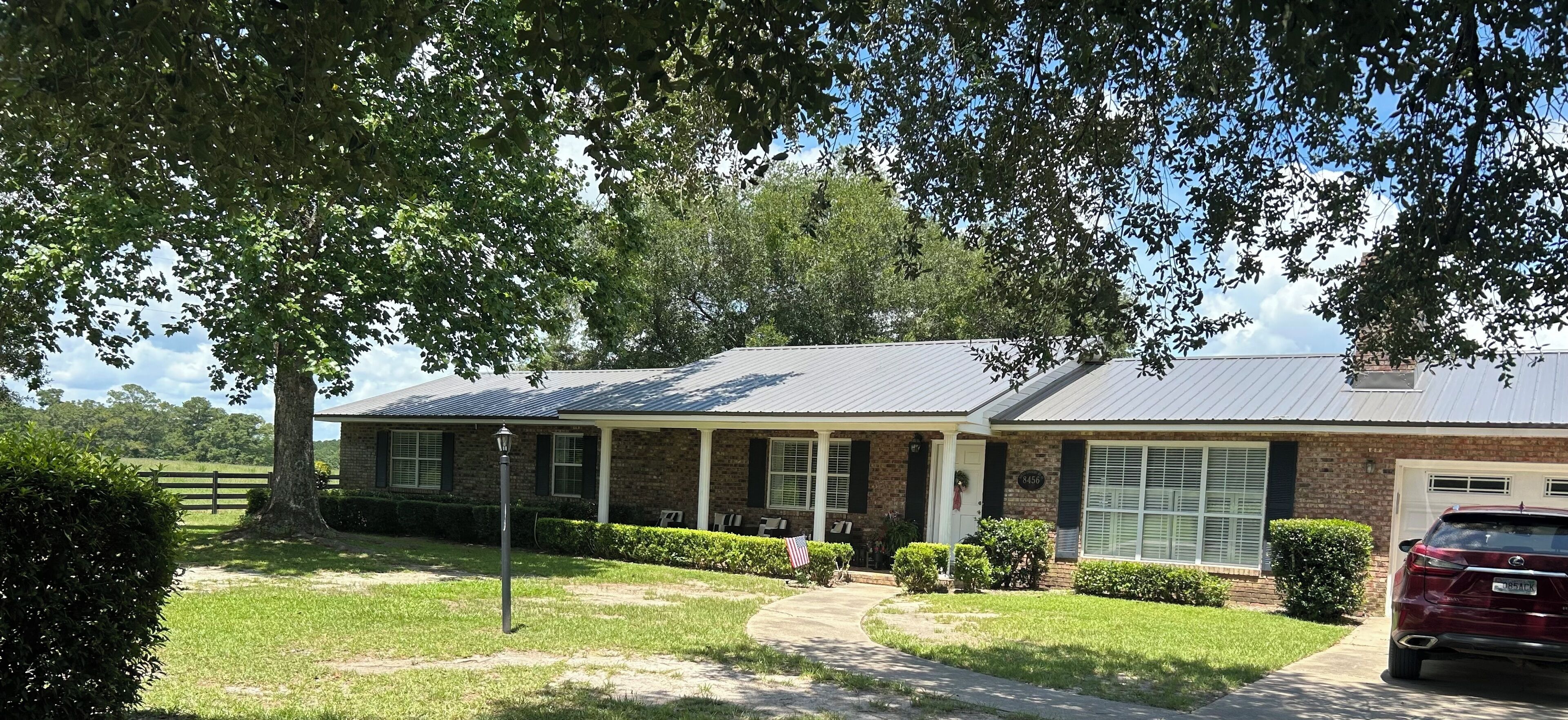 Beautiful large country  3 bedroom home with acreage and ponds.