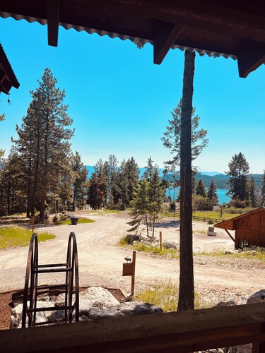 The Mill House at Elk Ridge Village cabin 301A with views of Flathead Lake & 🏔️