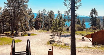The Mill House at Elk Ridge Village cabin 301A with views of Flathead Lake & 🏔️
