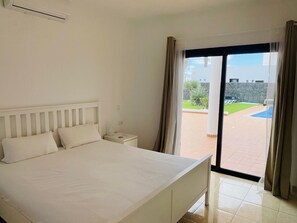 3 camere, ferro/asse da stiro, Wi-Fi gratuito, lenzuola