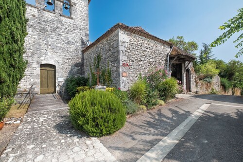 Le Gîte du Sourcier – Authentic and Welcoming Stay in Dordogne