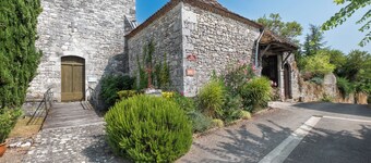 Le Gîte du Sourcier – Authentic and Welcoming Stay in Dordogne