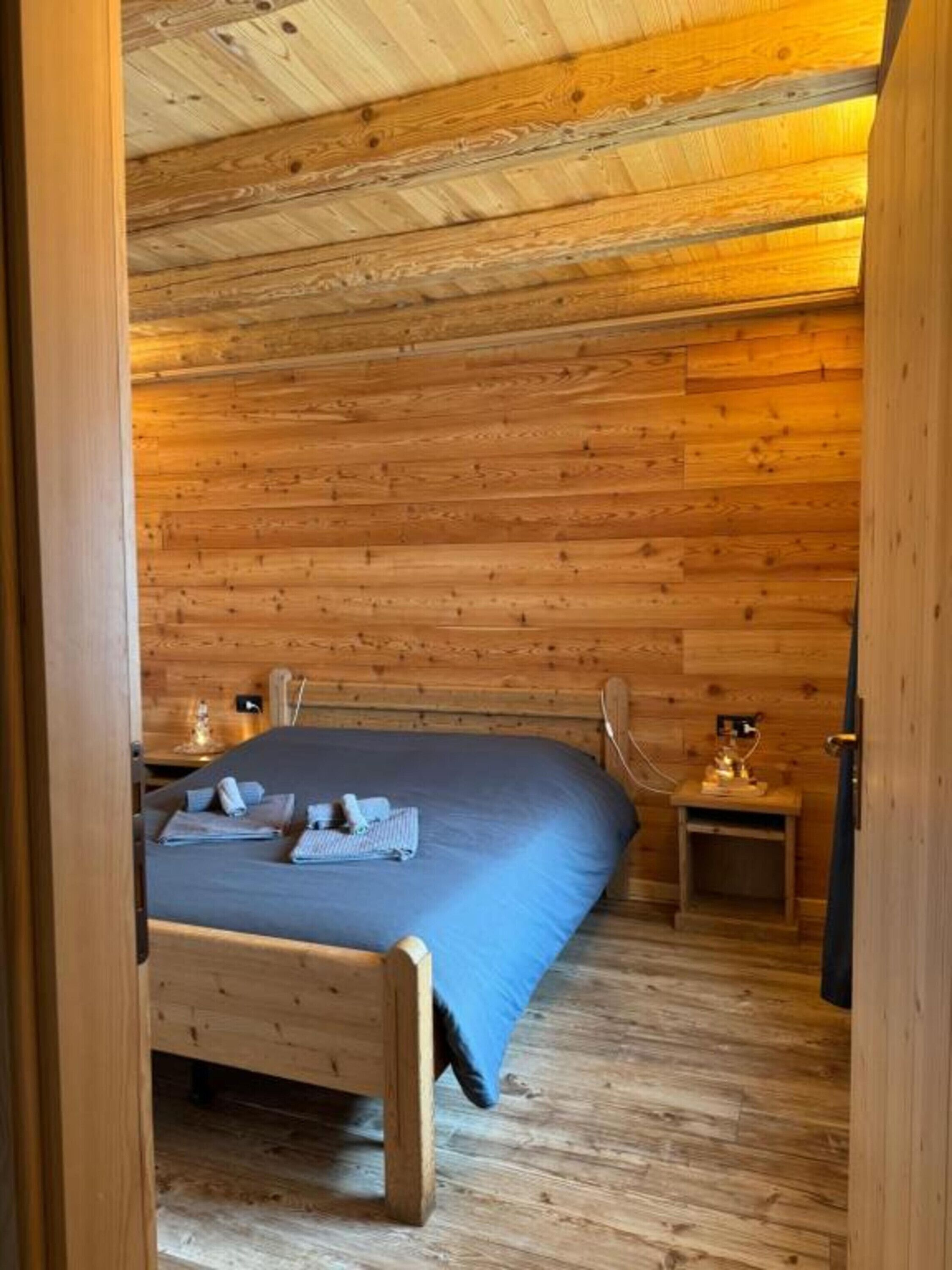 1 室のベッドルーム、WiFi (無料)、ベッドシーツ