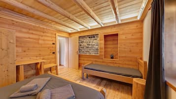 1 chambre, Wi-Fi gratuit, draps fournis