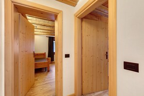 Games room - Apartment 'Ciariè' with Mountain View (Auronzo di Cadore)