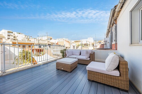 Holiday Home 'Cal Rei' with Private Pool, Wi-Fi and Air Conditioning