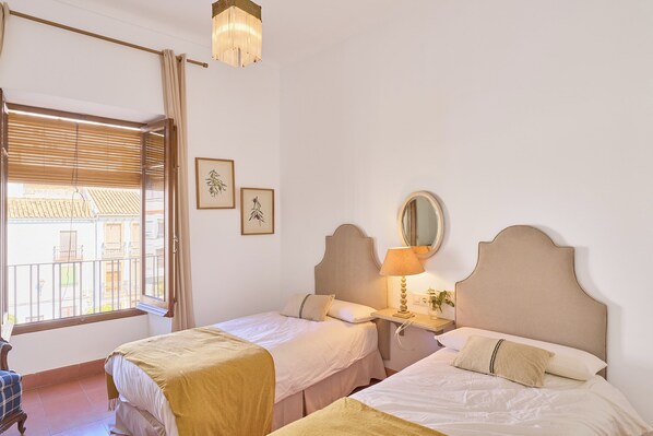 3 bedrooms, free WiFi, bed sheets