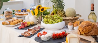 Room 'Relais Luxury Xenia - Suite' with Shared Pool, Wi-Fi and Air Conditioning