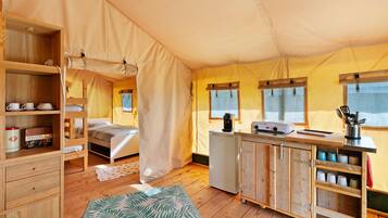 2 quartos, Wi-Fi de cortesia, roupa de cama