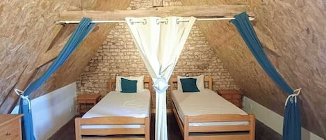6 bedrooms