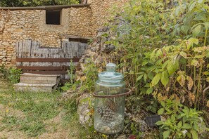 Property grounds - Eco-Chic Glamping Tent with Natural Pool at Le Domaine de la Salamandre (Auriac-du-Périgord)