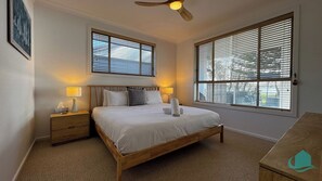 5 chambres, fer et planche à repasser, Wi-Fi gratuit, draps fournis