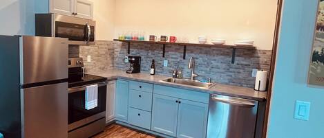 Microwave, oven, stovetop, dishwasher