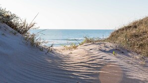 Nær stranden