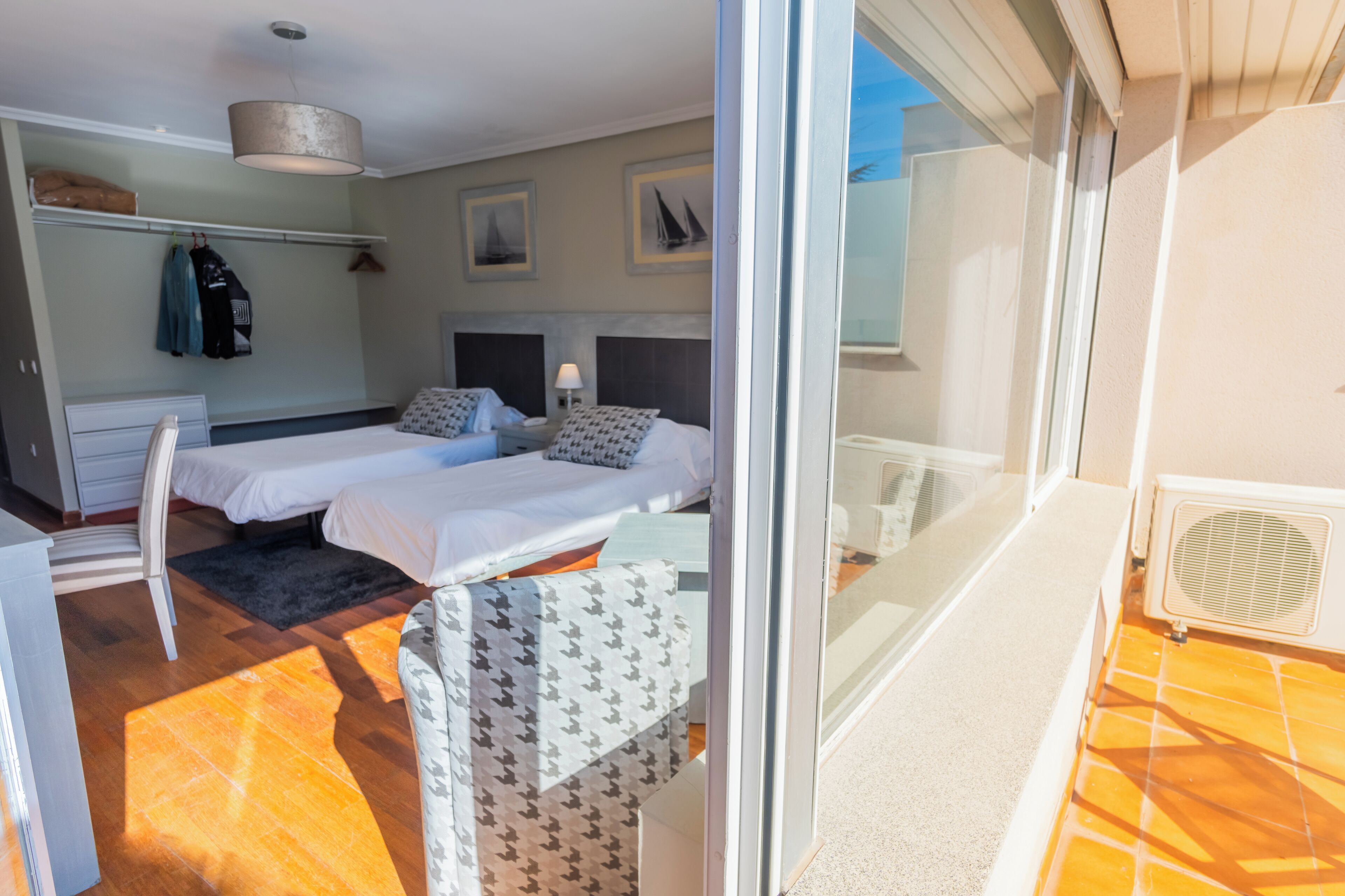 Standard Twin Room, Partial Lake View | Free WiFi