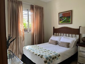 1 室のベッドルーム、アイロン / アイロン台、WiFi、ベッドシーツ