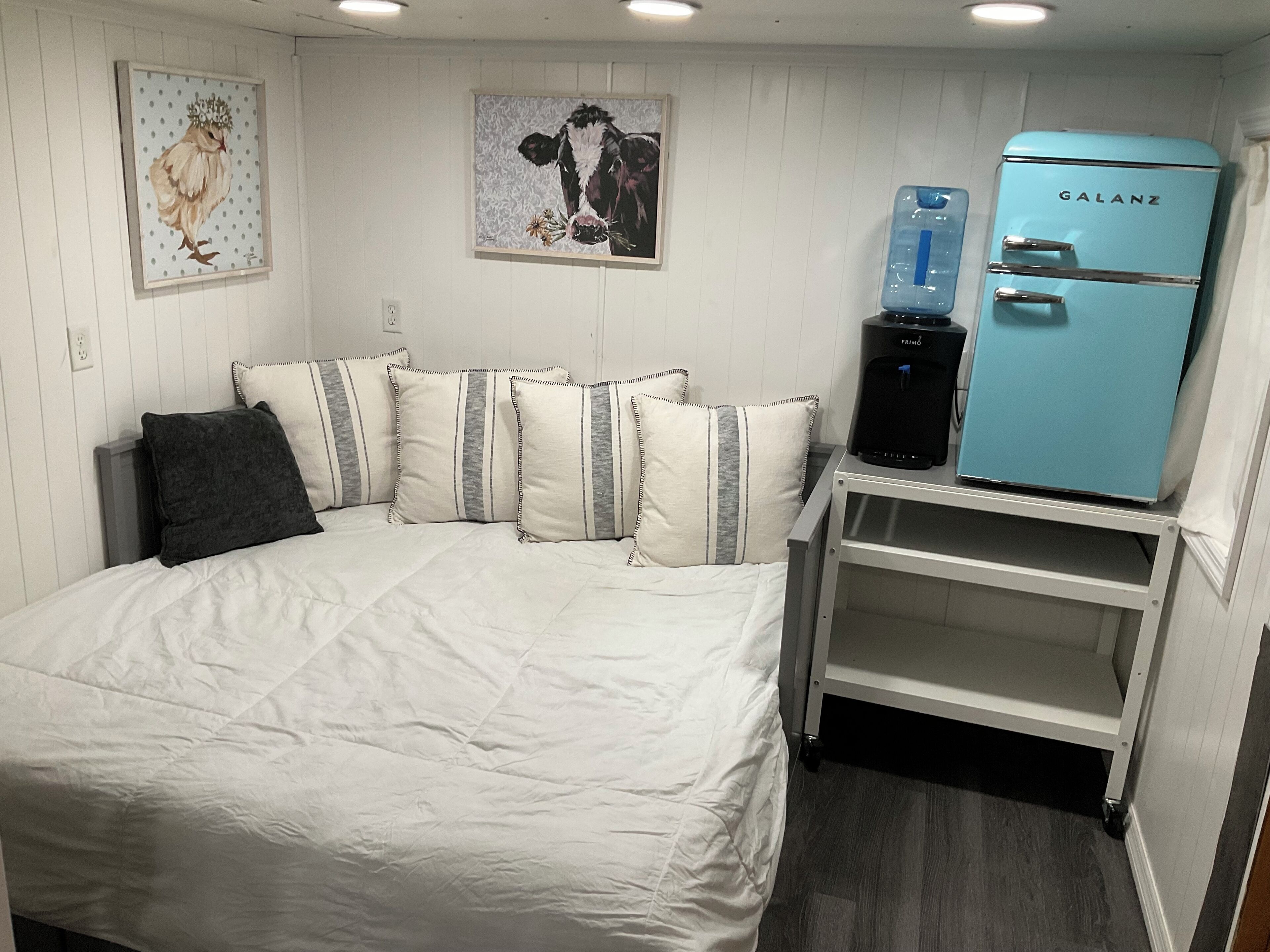 1 chambre, fer et planche à repasser, Wi-Fi gratuit, draps fournis