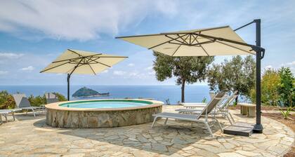 Villa Luce del Sol Lux with Pool - M, Alassio, Italy