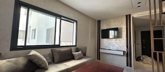 Charming 1-bedroom apartment few steps from Mehdya Beach 
