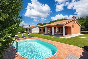 Pool - Pool House In Greenery, Labin, Croatia (Labin)