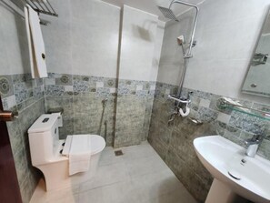 免費盥洗用品、毛巾、肥皂、洗髮精