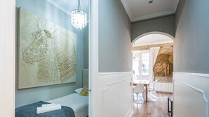 3 bedrooms, desk, iron/ironing board, WiFi - Eixample 3BD Apartment with Private Terrace (Barcelona)