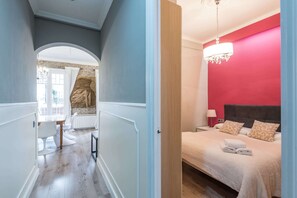 3 bedrooms, desk, iron/ironing board, WiFi