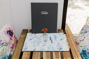 Outdoor dining - Raspberry Spring Corner by Tiny Away (Clothiers Creek)