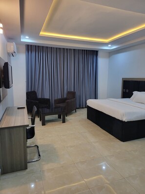 Deluxe Double Room, City View