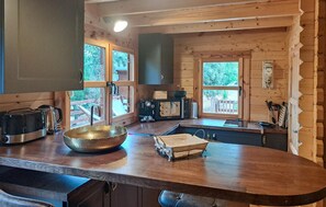 Réfrigérateur, four, plaque de cuisson, lave-vaisselle