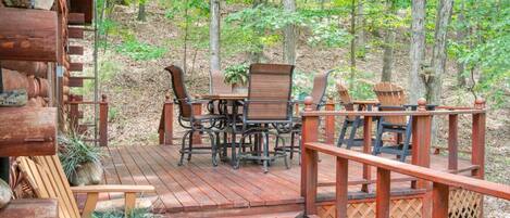 تناول الطعام بالخارج