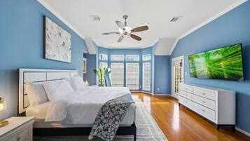 4 habitaciones, escritorio, tabla de planchar con plancha y wifi gratis