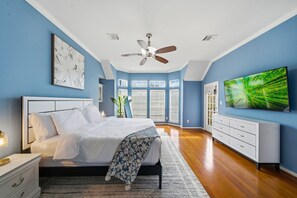 4 habitaciones, escritorio, tabla de planchar con plancha y wifi gratis 