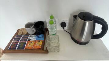 Verduisterende gordijnen, geluiddichte muren, gratis wifi