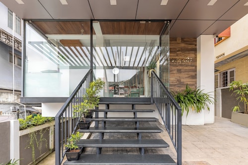 Treebo De Cloud 9 Regency