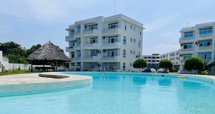 Lux Suites Kijani Beach Apartments